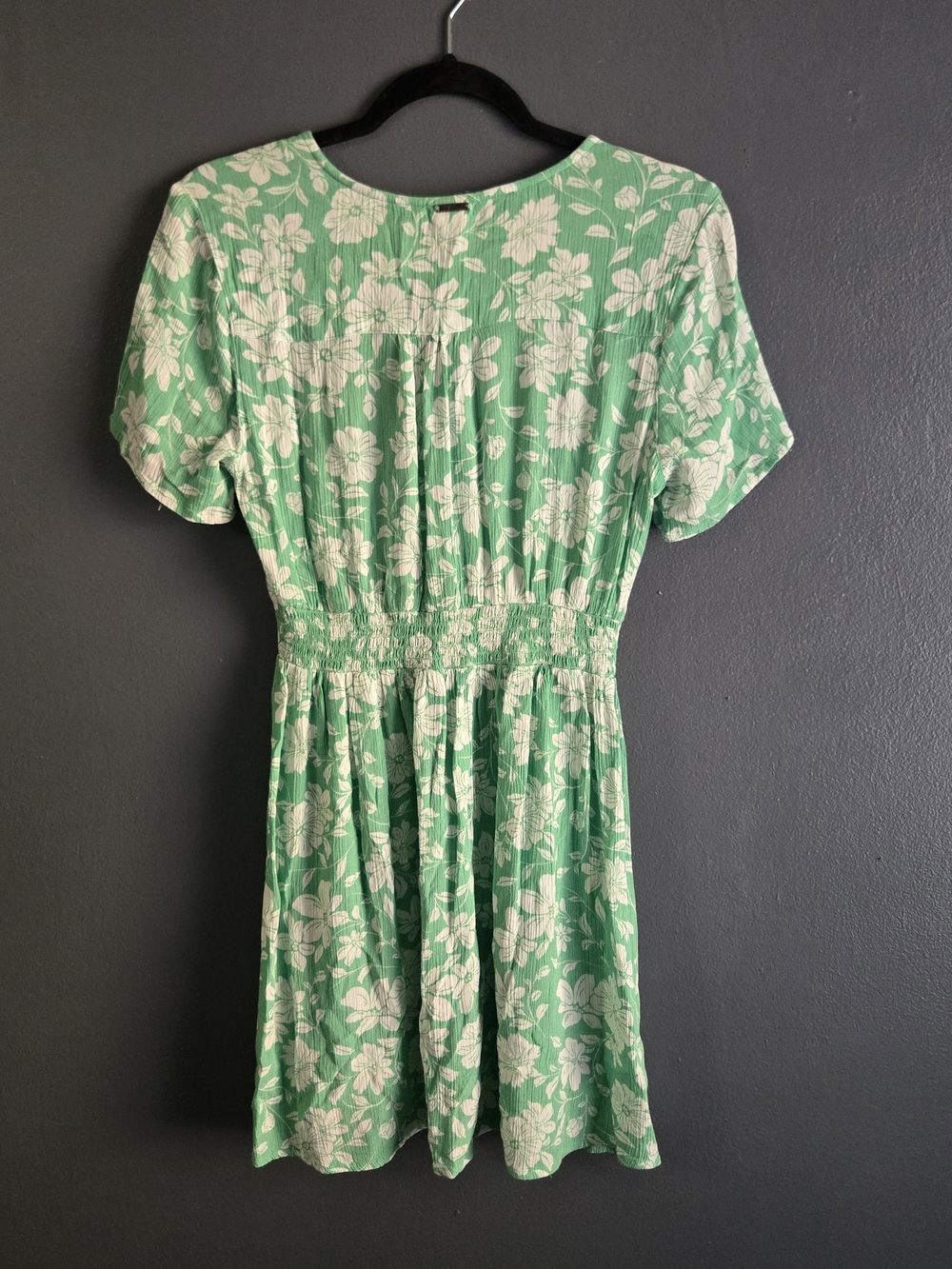 Billabong Twirl Around Green and White Floral Dress Medium - Picture 7 of 7